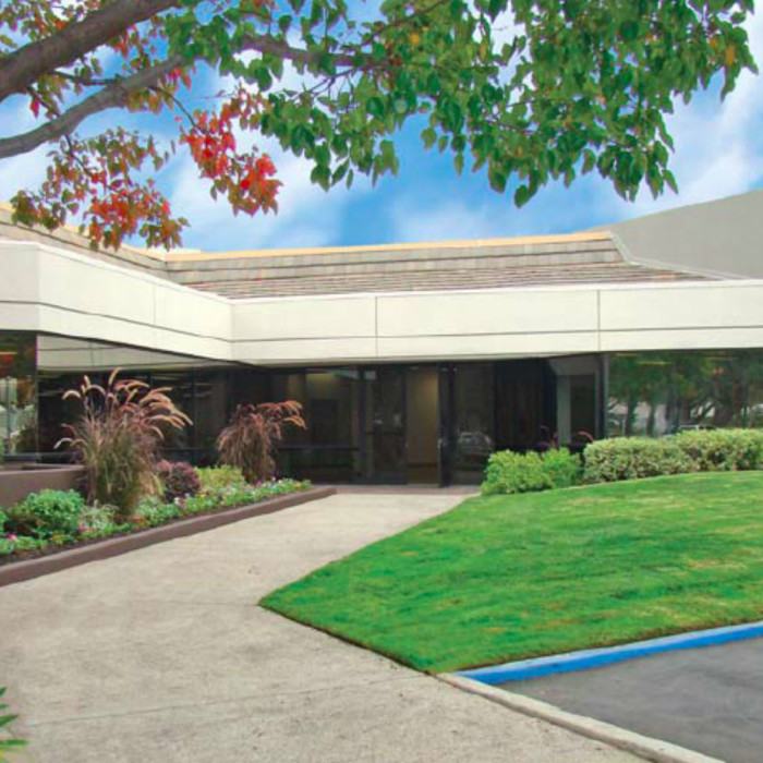121 E. Daggett Drive